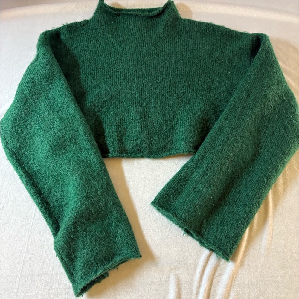 Monki Green Bell Sleeve Cropped Sweater